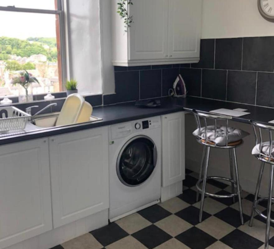 רות'סיי Captivating 2-Bed Apartment In Isle Of Bute מראה חיצוני תמונה