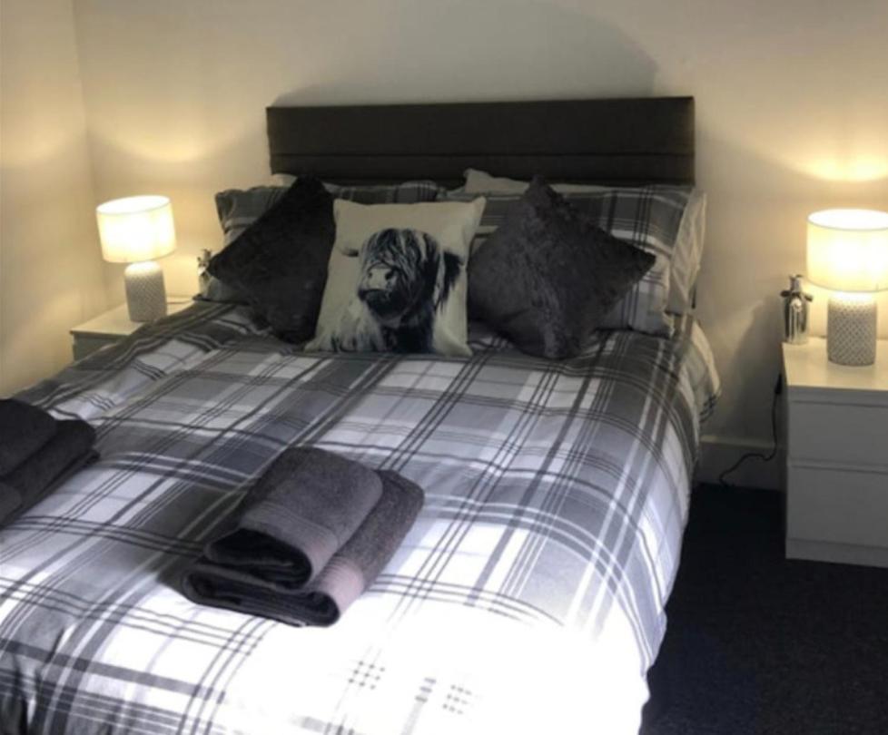 רות'סיי Captivating 2-Bed Apartment In Isle Of Bute מראה חיצוני תמונה