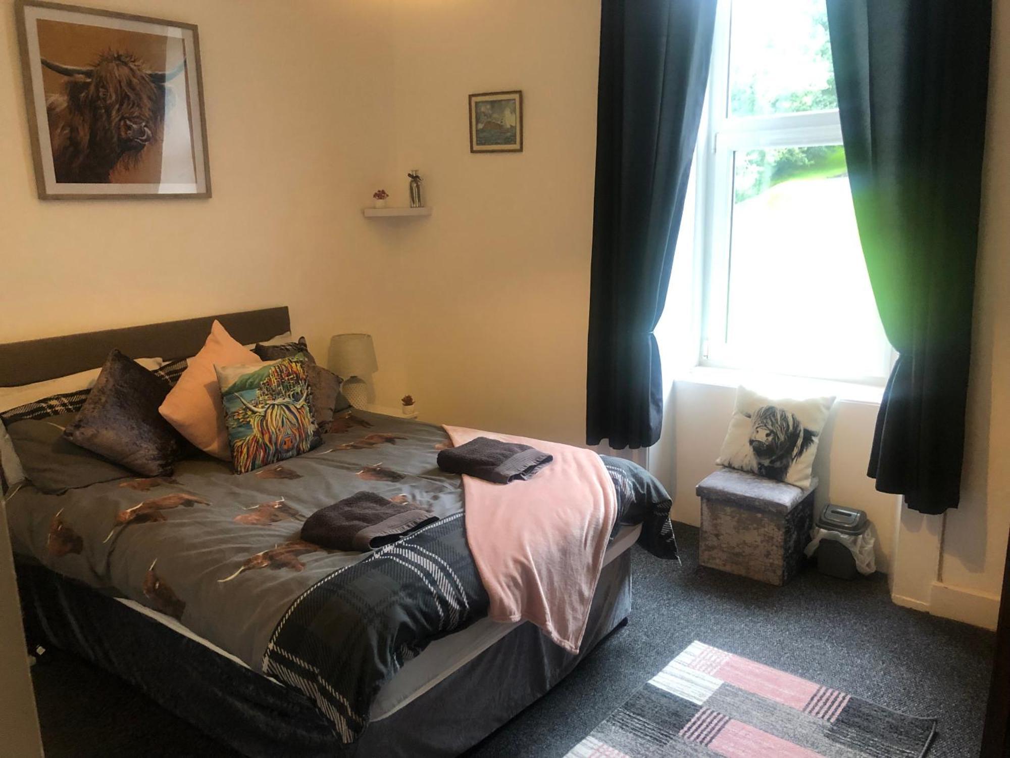 רות'סיי Captivating 2-Bed Apartment In Isle Of Bute מראה חיצוני תמונה