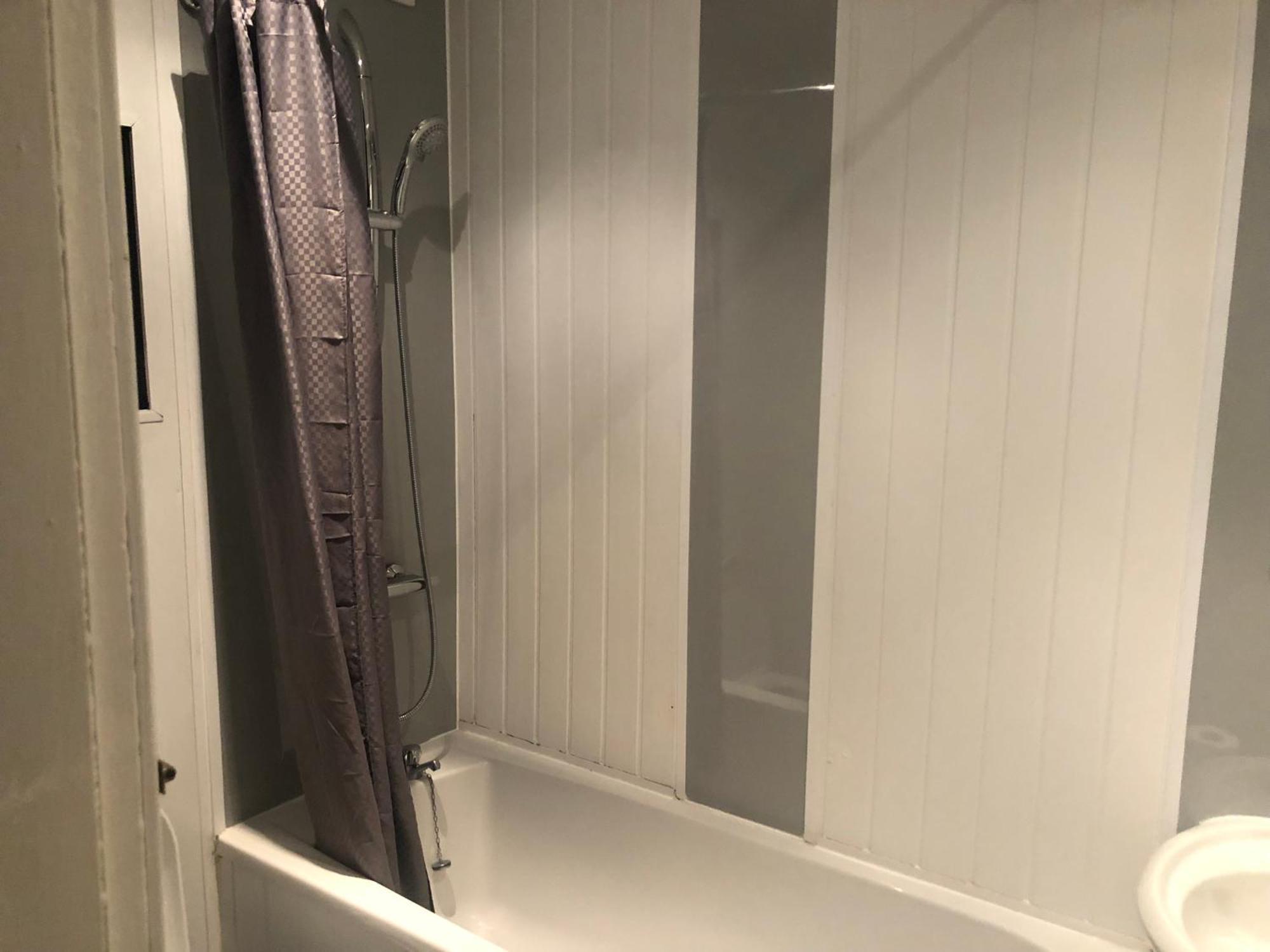 רות'סיי Captivating 2-Bed Apartment In Isle Of Bute מראה חיצוני תמונה